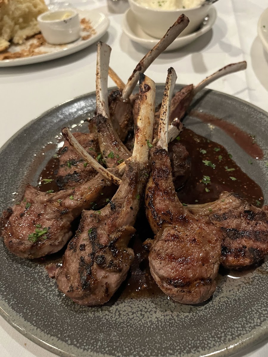 Morton's The Steakhouse photo 4